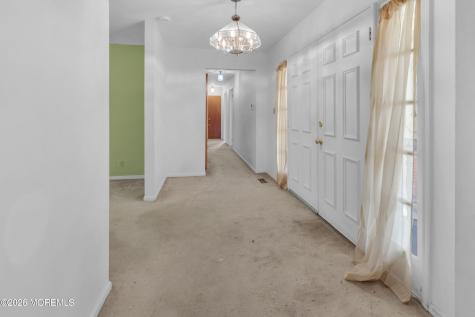 18 Foley Avenue Edison NJ 08820