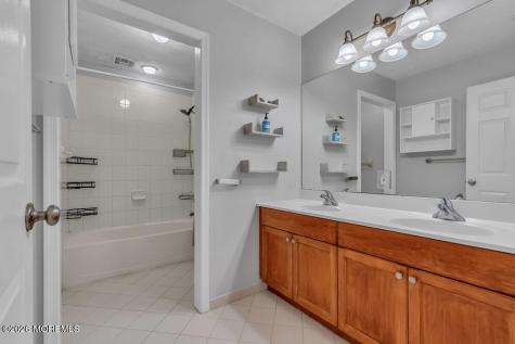 10 Meadow Run Court Jackson NJ 08527