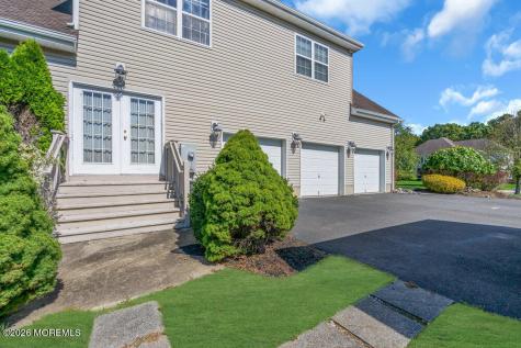 10 Meadow Run Court Jackson NJ 08527