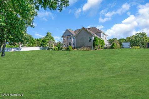 10 Meadow Run Court Jackson NJ 08527