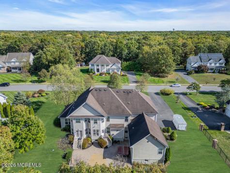 10 Meadow Run Court Jackson NJ 08527