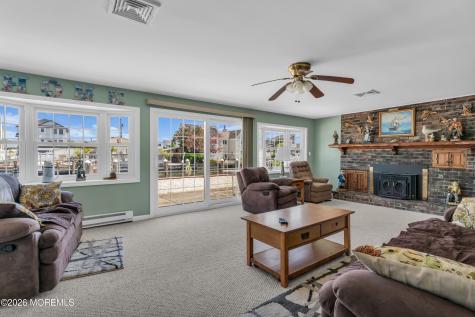 318 Silver Bay Road Toms River NJ 08753