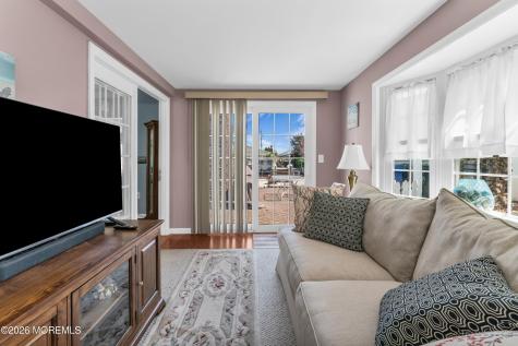 318 Silver Bay Road Toms River NJ 08753