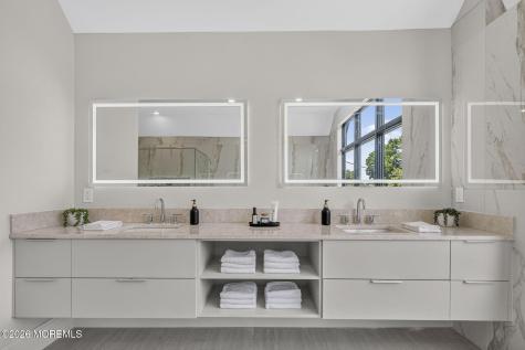15 Hobart Street Marlboro NJ 07746
