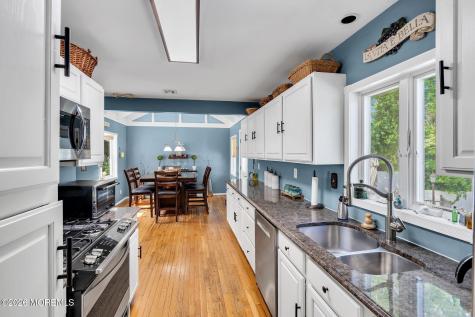 35 Richard Terrace Red Bank NJ 07701