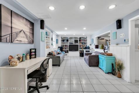 35 Richard Terrace Red Bank NJ 07701