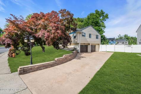 35 Richard Terrace Red Bank NJ 07701