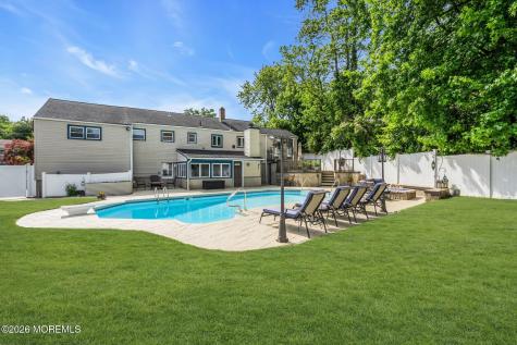 35 Richard Terrace Red Bank NJ 07701
