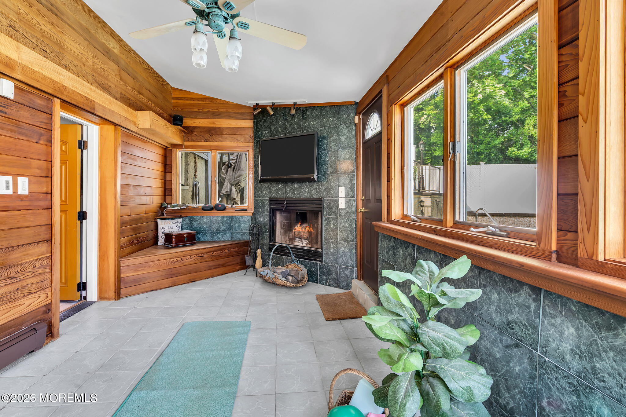 35 Richard Terrace Red Bank NJ 07701