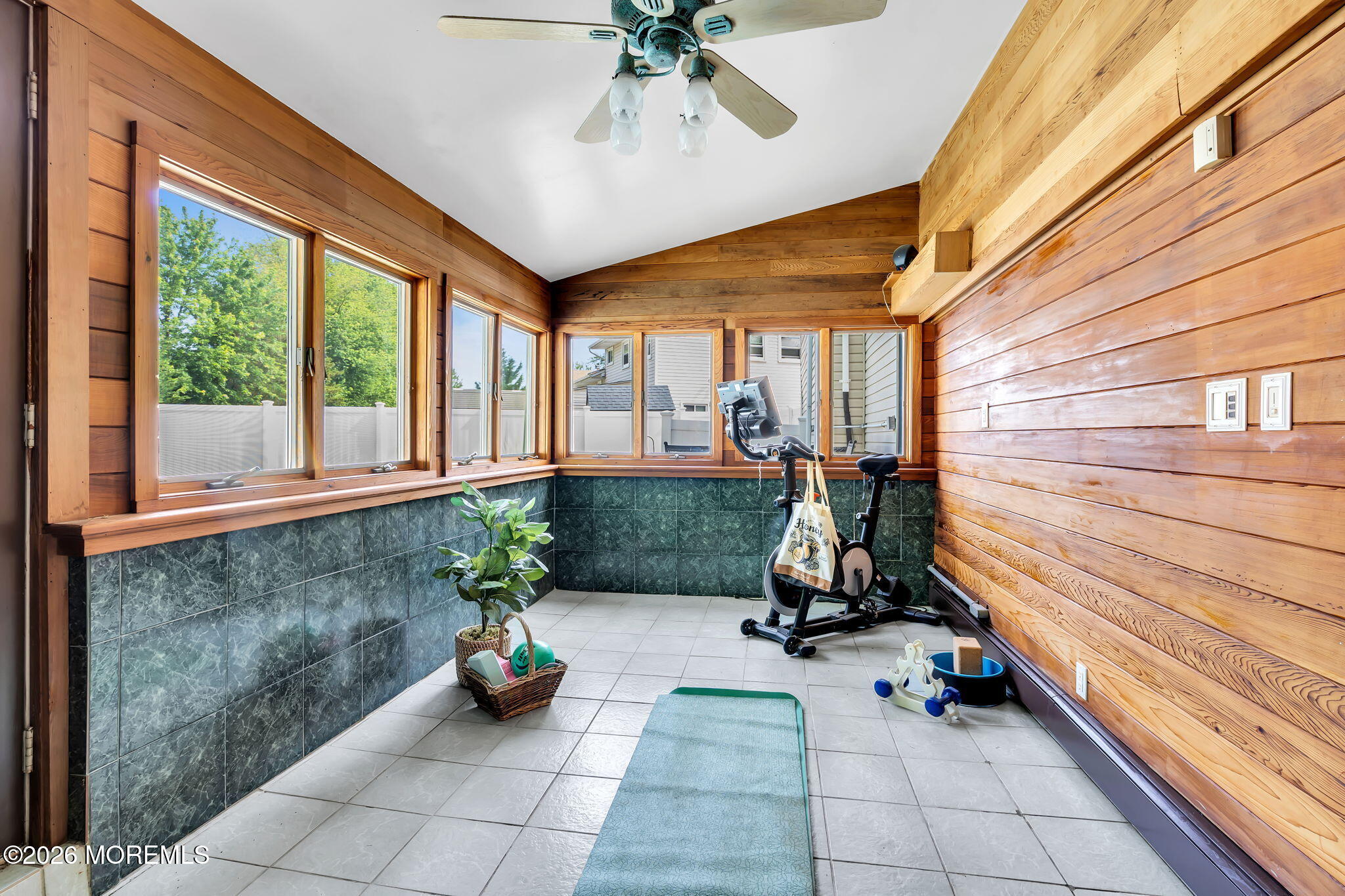 35 Richard Terrace Red Bank NJ 07701