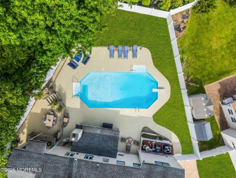 35 Richard Terrace Red Bank NJ 07701