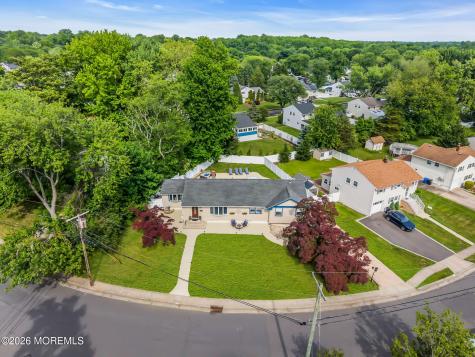 35 Richard Terrace Red Bank NJ 07701