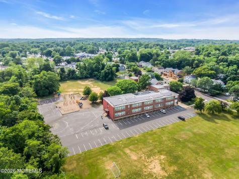 35 Richard Terrace Red Bank NJ 07701