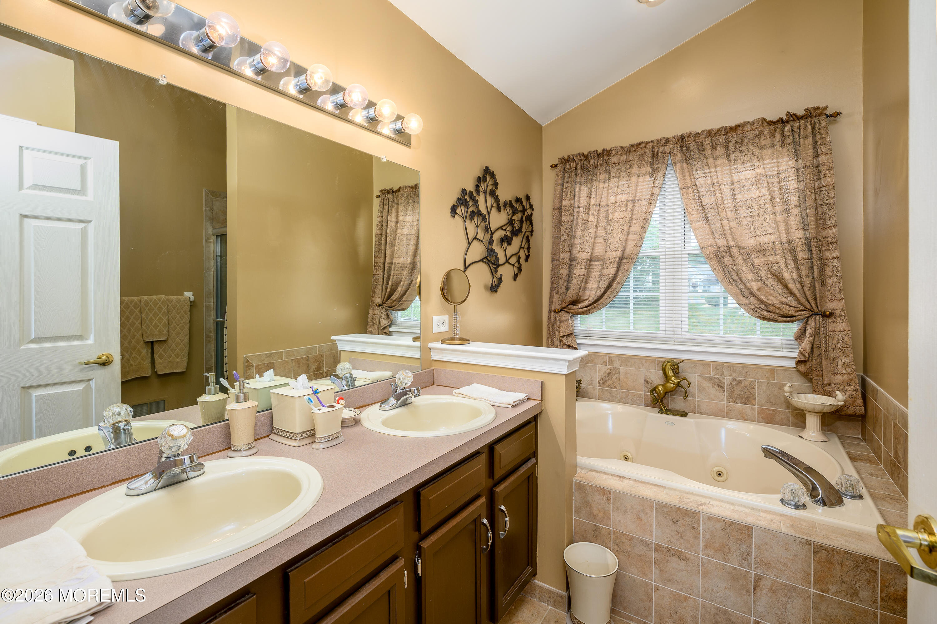 12 Rumford Court Jackson NJ 08527