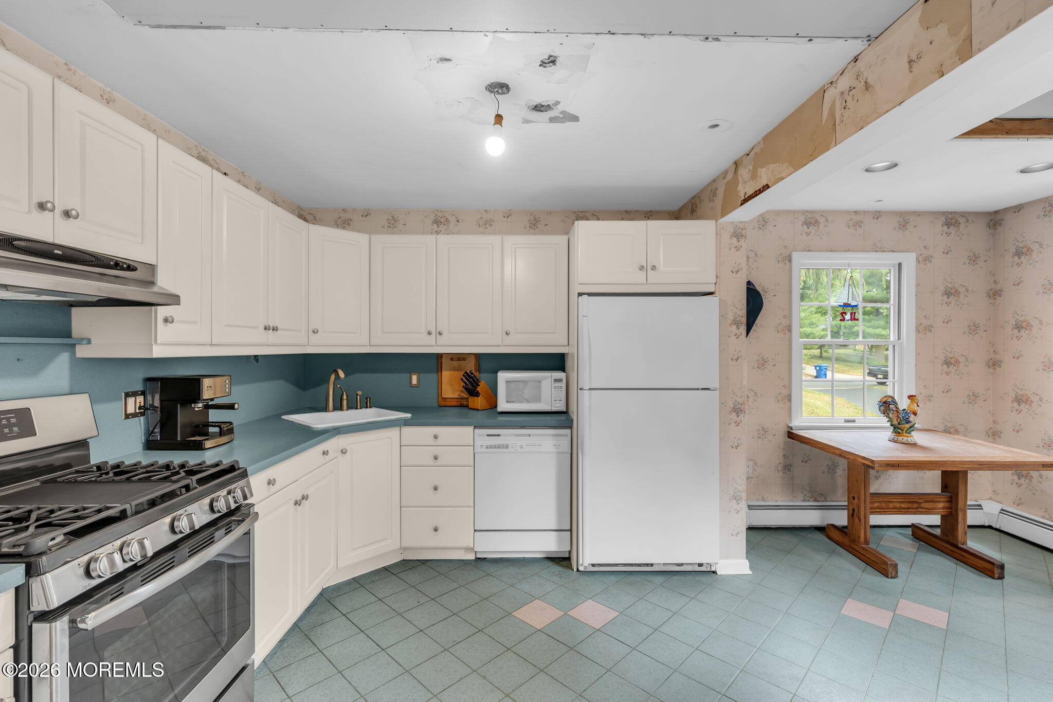 89 Oak Hill Road Middletown NJ 07748