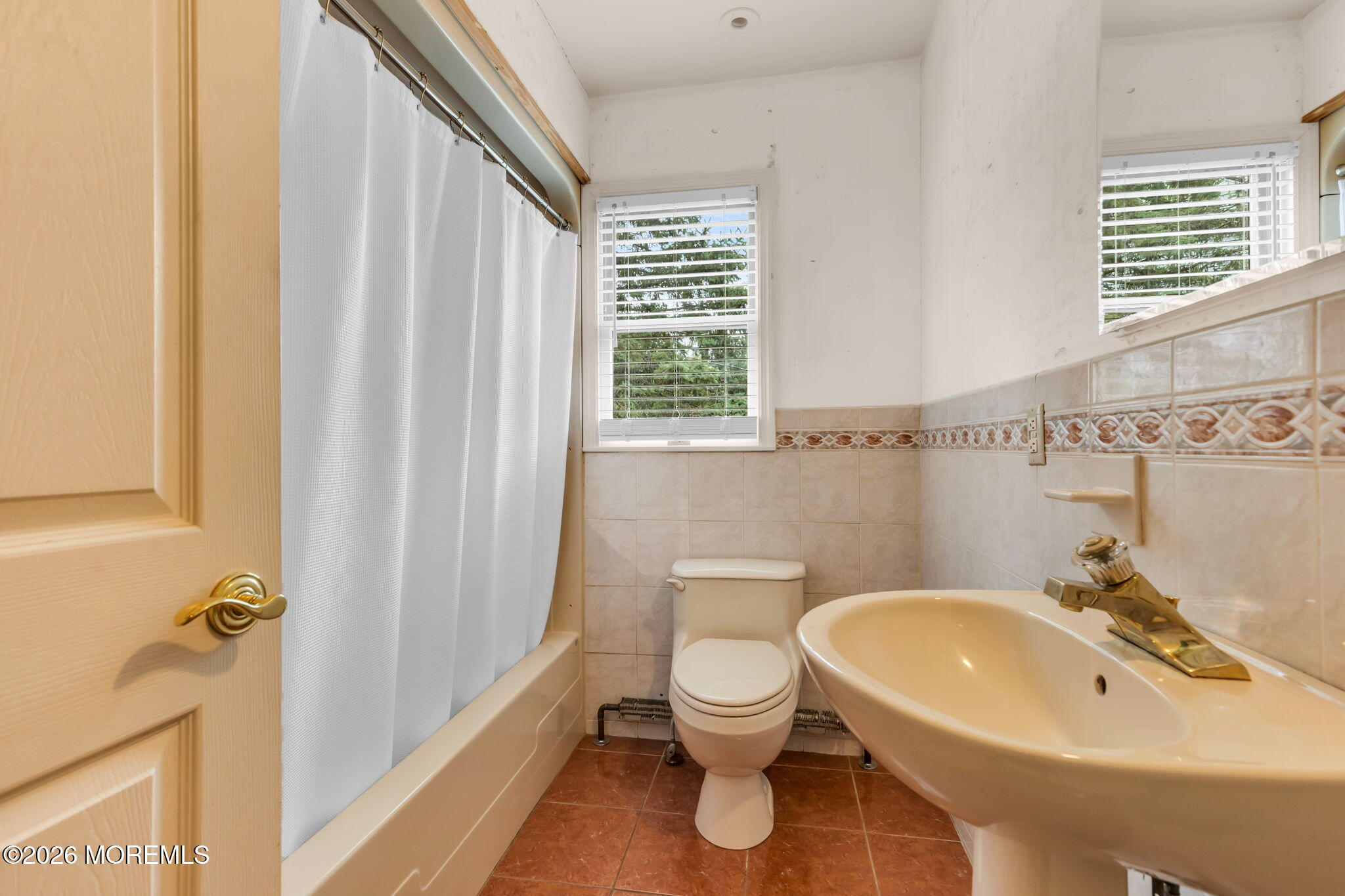 89 Oak Hill Road Middletown NJ 07748