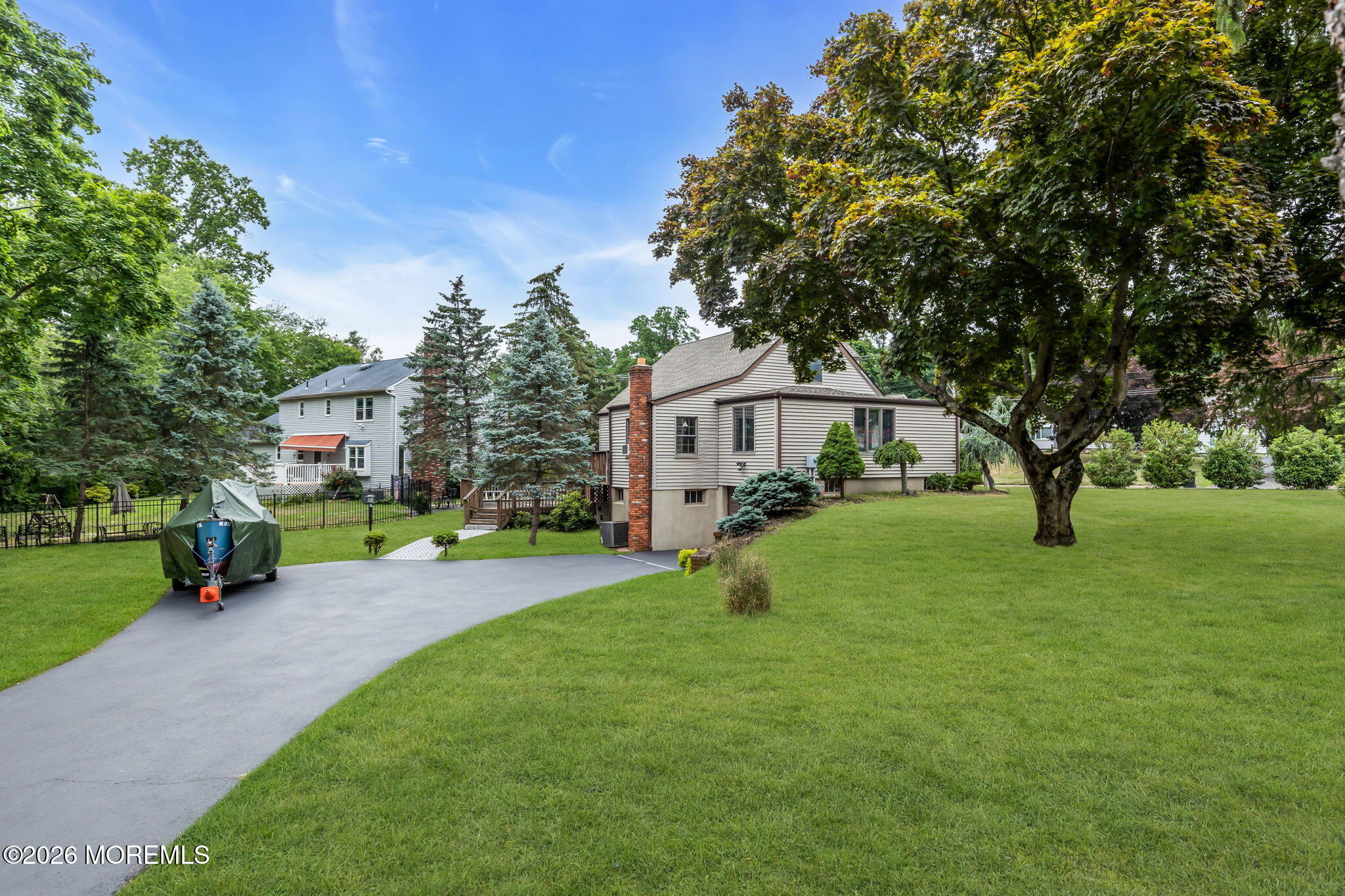 89 Oak Hill Road Middletown NJ 07748