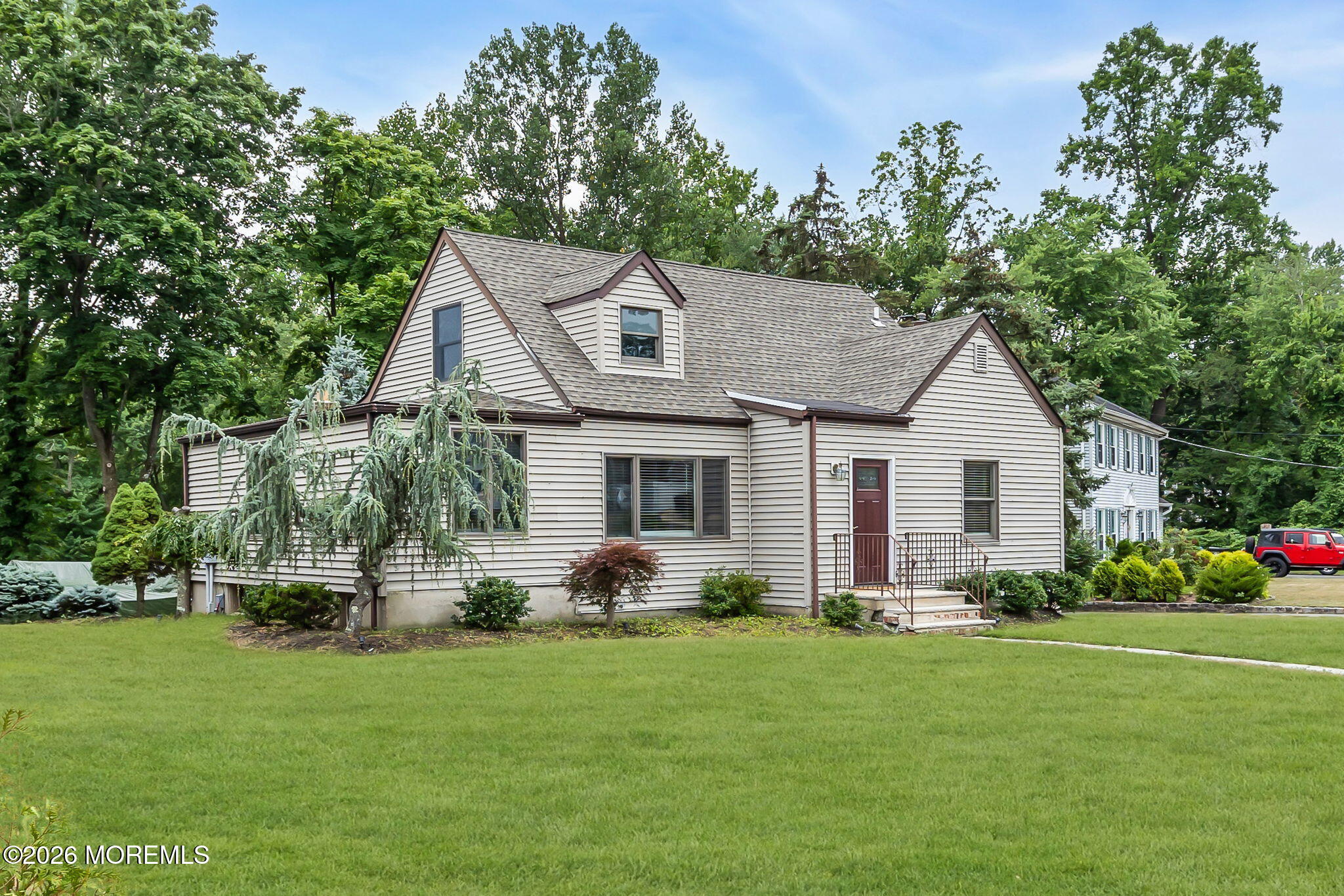 89 Oak Hill Road Middletown NJ 07748