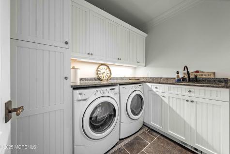 176 Squan Beach Drive Mantoloking NJ 08738