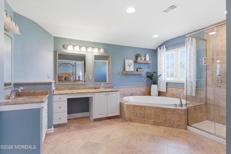 26 Jefferson Court Jackson NJ 08527