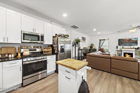 413 S Green Street Tuckerton NJ 08087