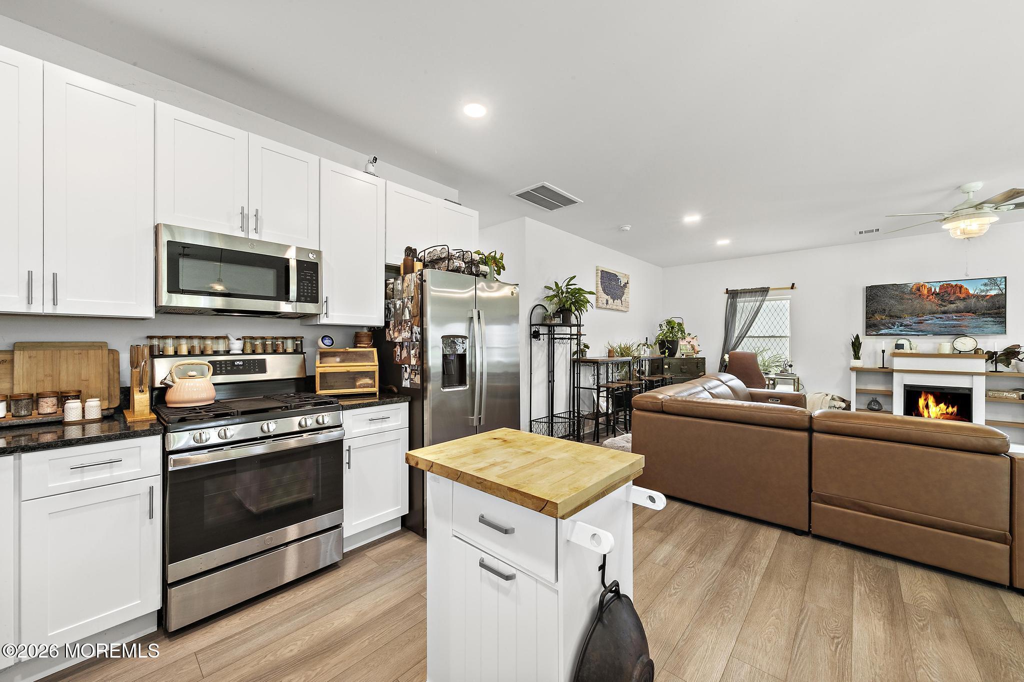 413 S Green Street Tuckerton NJ 08087