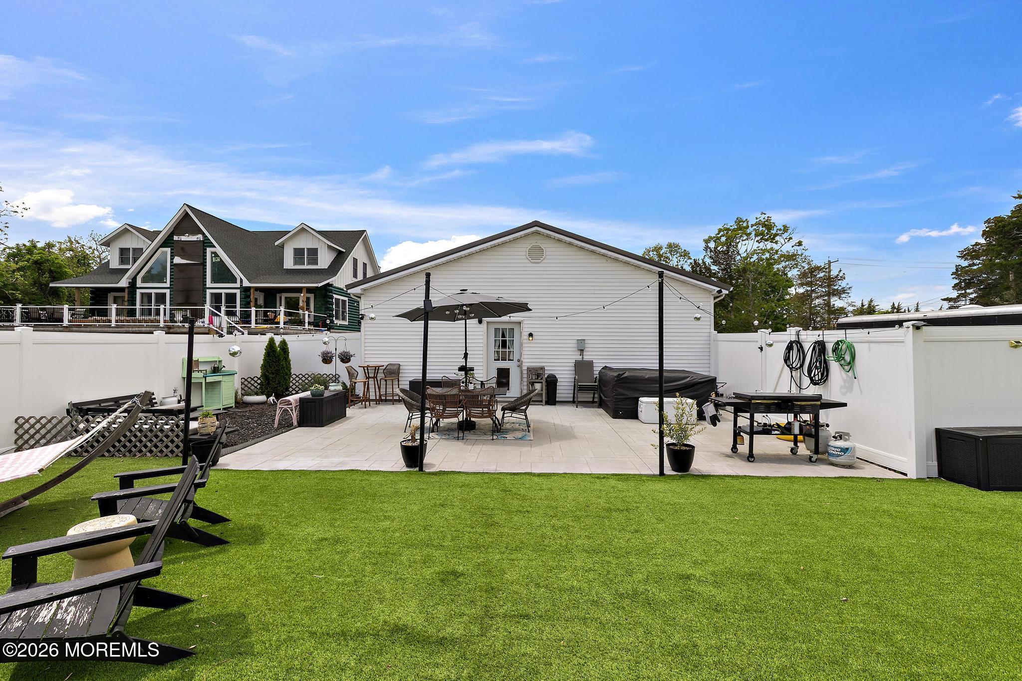 413 S Green Street Tuckerton NJ 08087