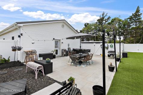 413 S Green Street Tuckerton NJ 08087
