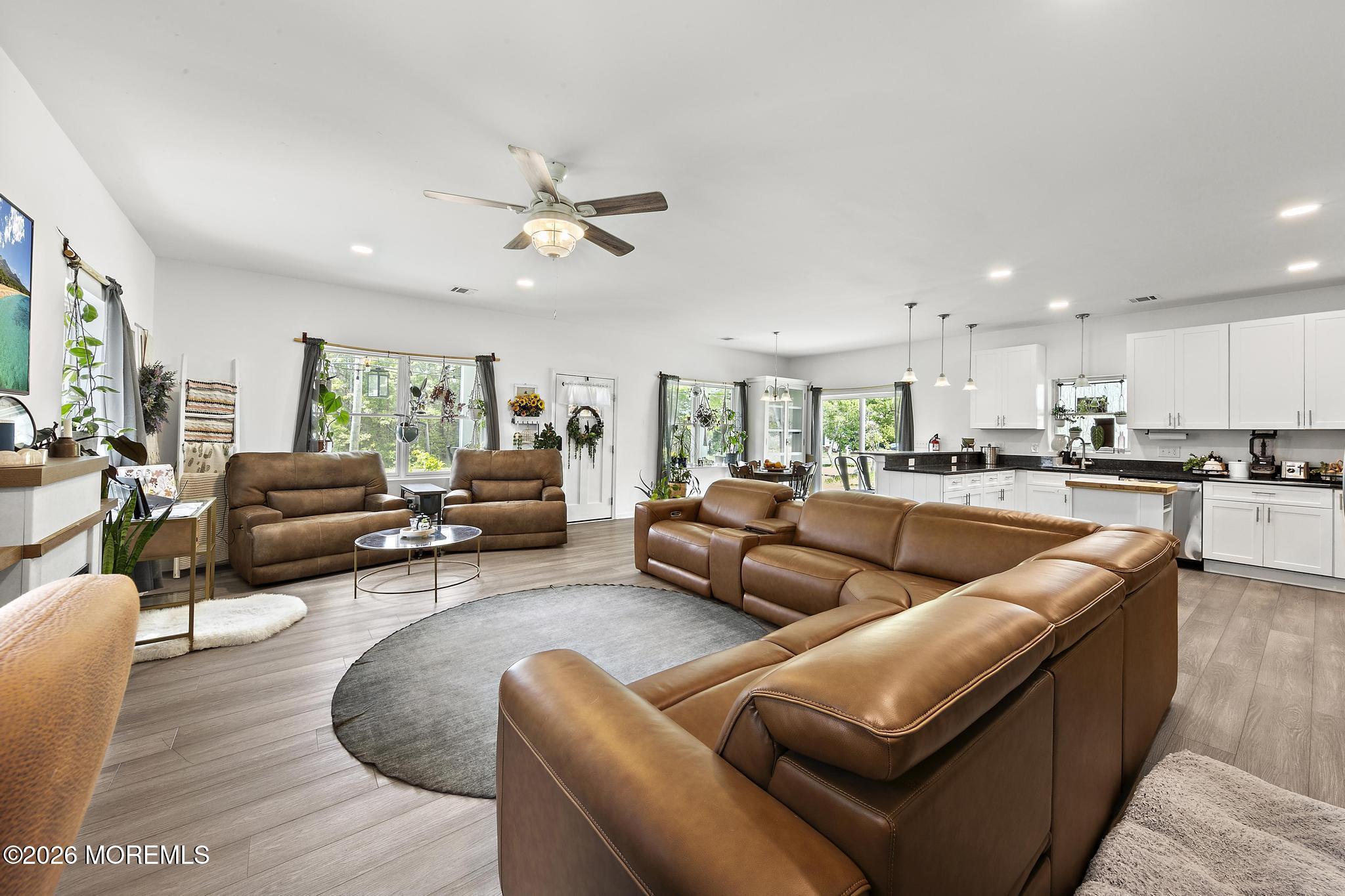 413 S Green Street Tuckerton NJ 08087