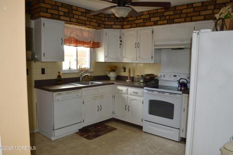 107 A Hudson Parkway Whiting NJ 08759