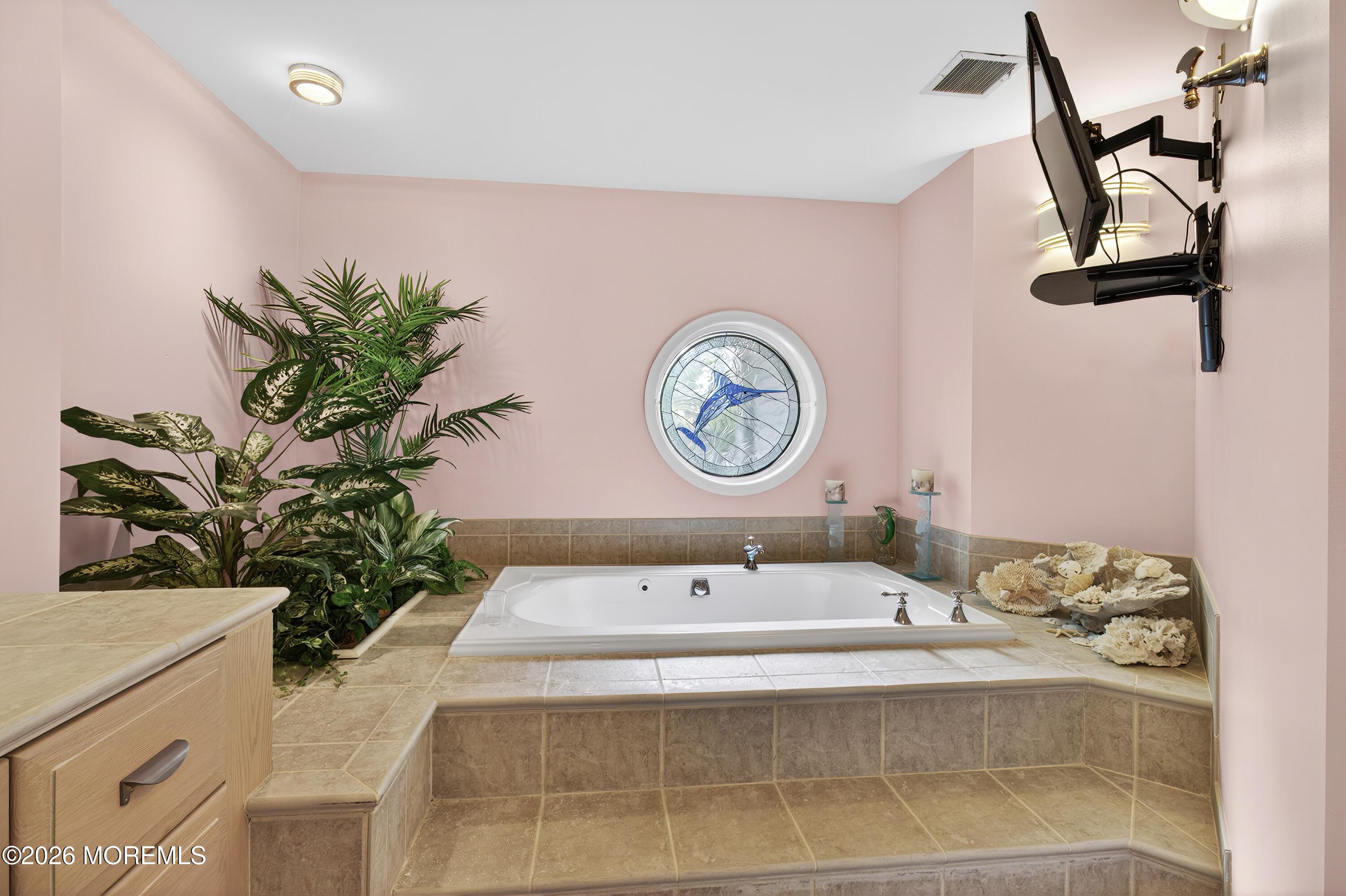 586 Kingfisher Circle Brick NJ 08723