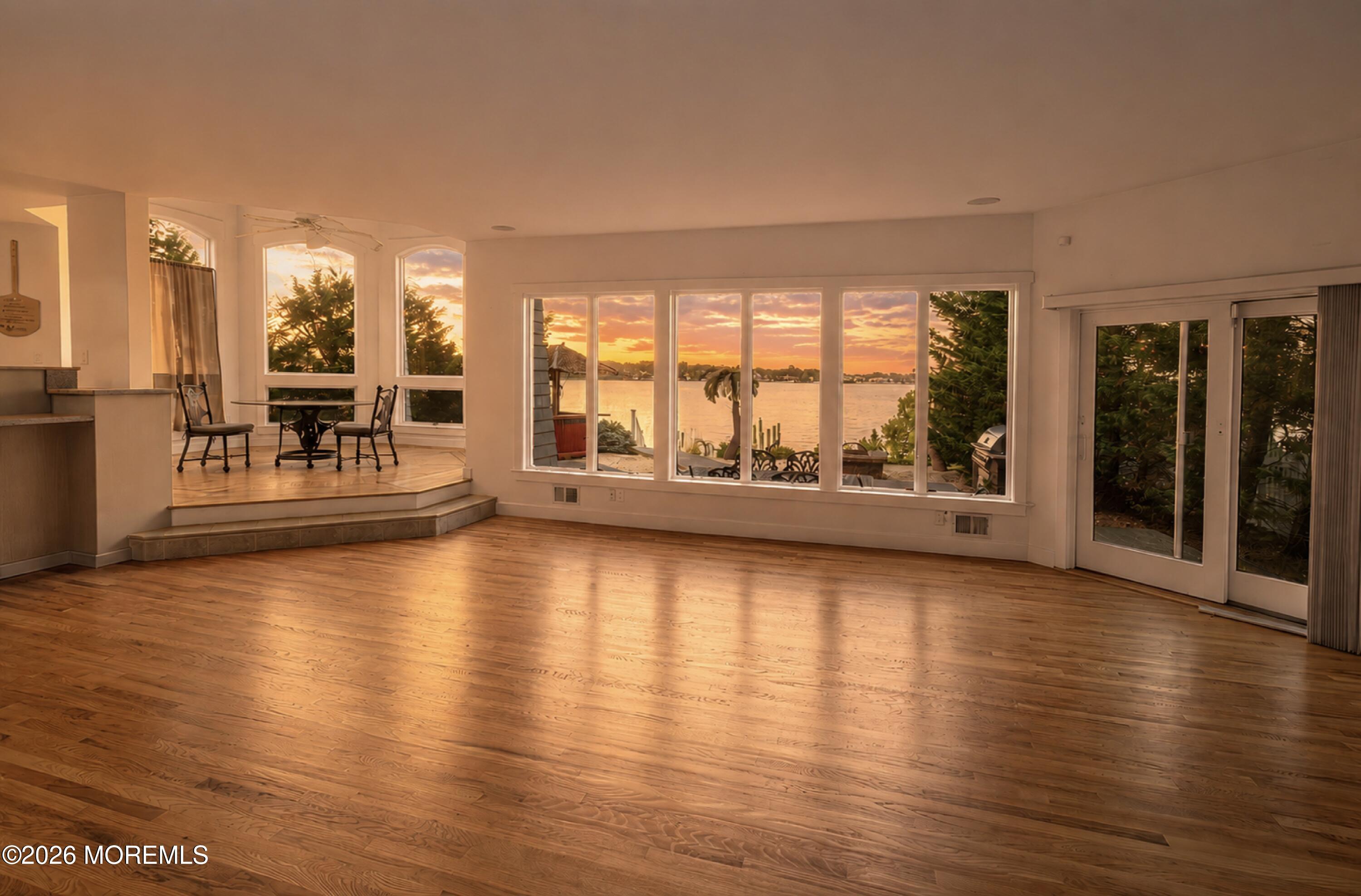 586 Kingfisher Circle Brick NJ 08723