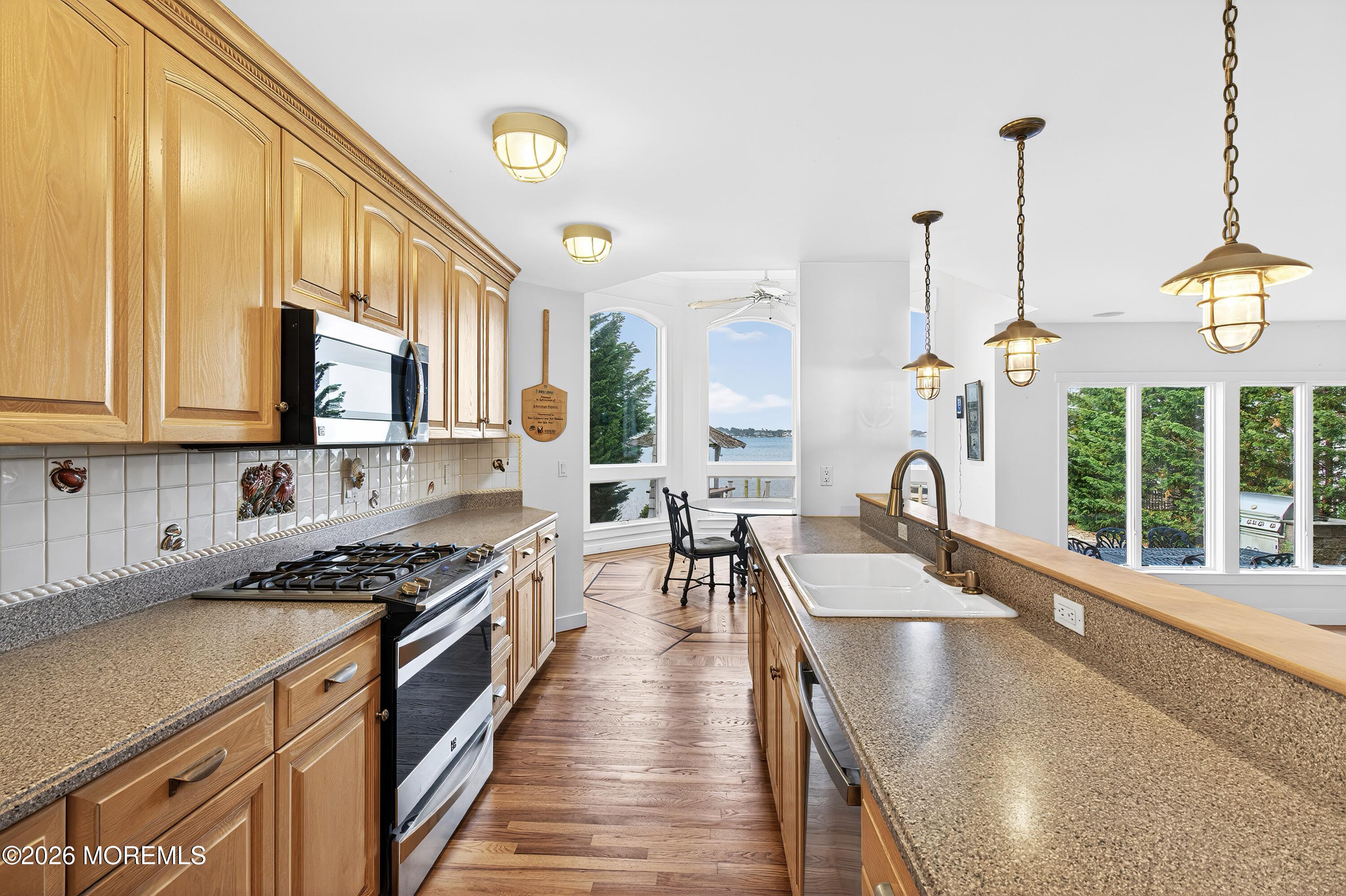 586 Kingfisher Circle Brick NJ 08723