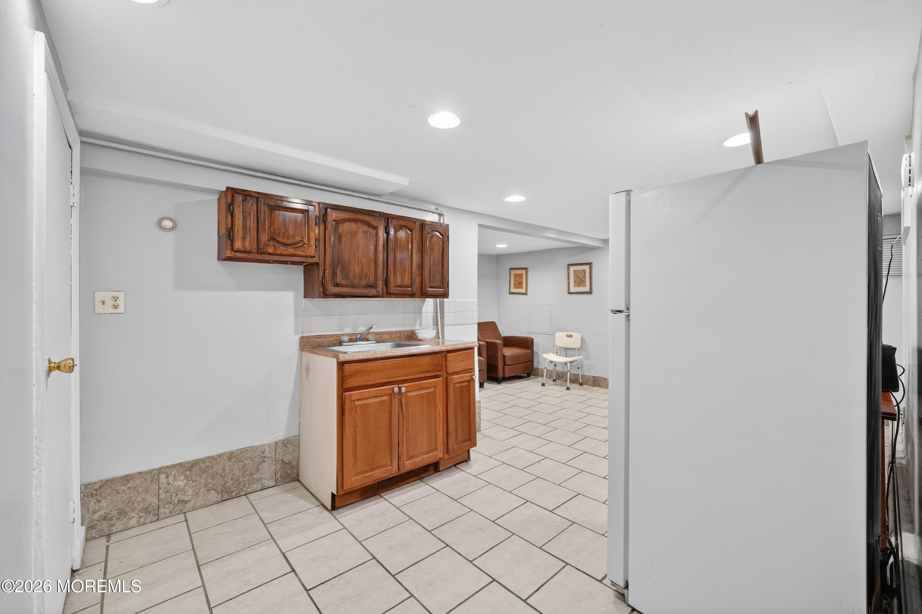 28 Willow Street Bayonne NJ 07002