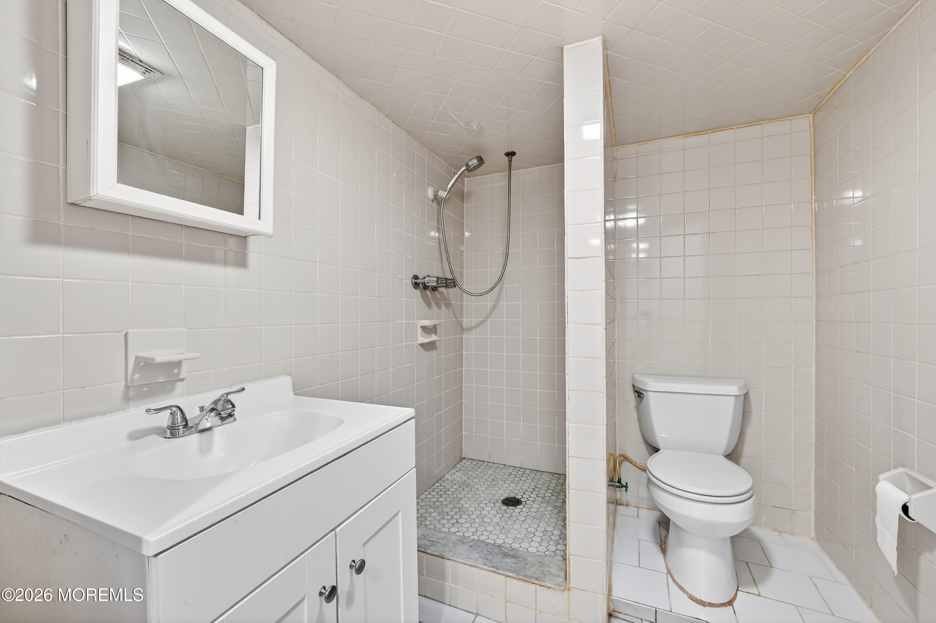 28 Willow Street Bayonne NJ 07002