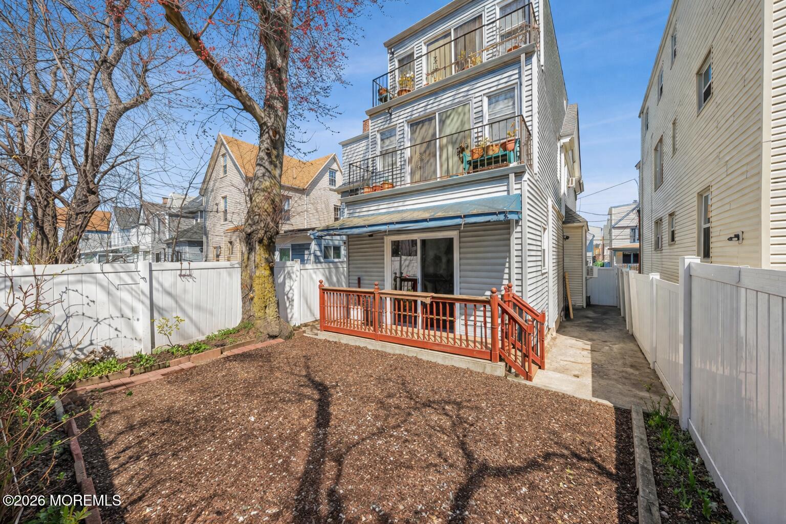 28 Willow Street Bayonne NJ 07002