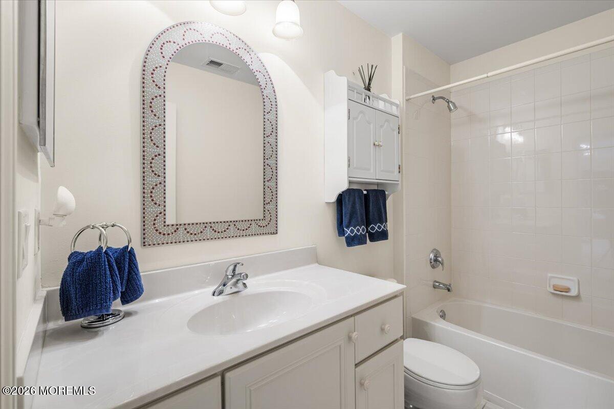 11 Vanderbilt Court Old Bridge NJ 08857