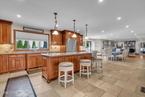 9 Yosemite Road Howell NJ 07731