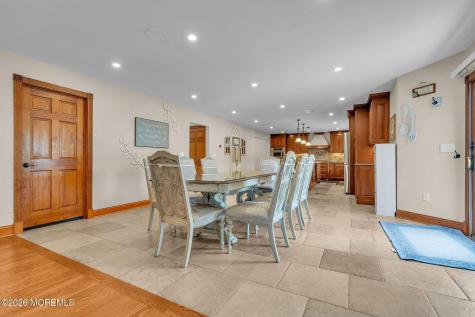 9 Yosemite Road Howell NJ 07731
