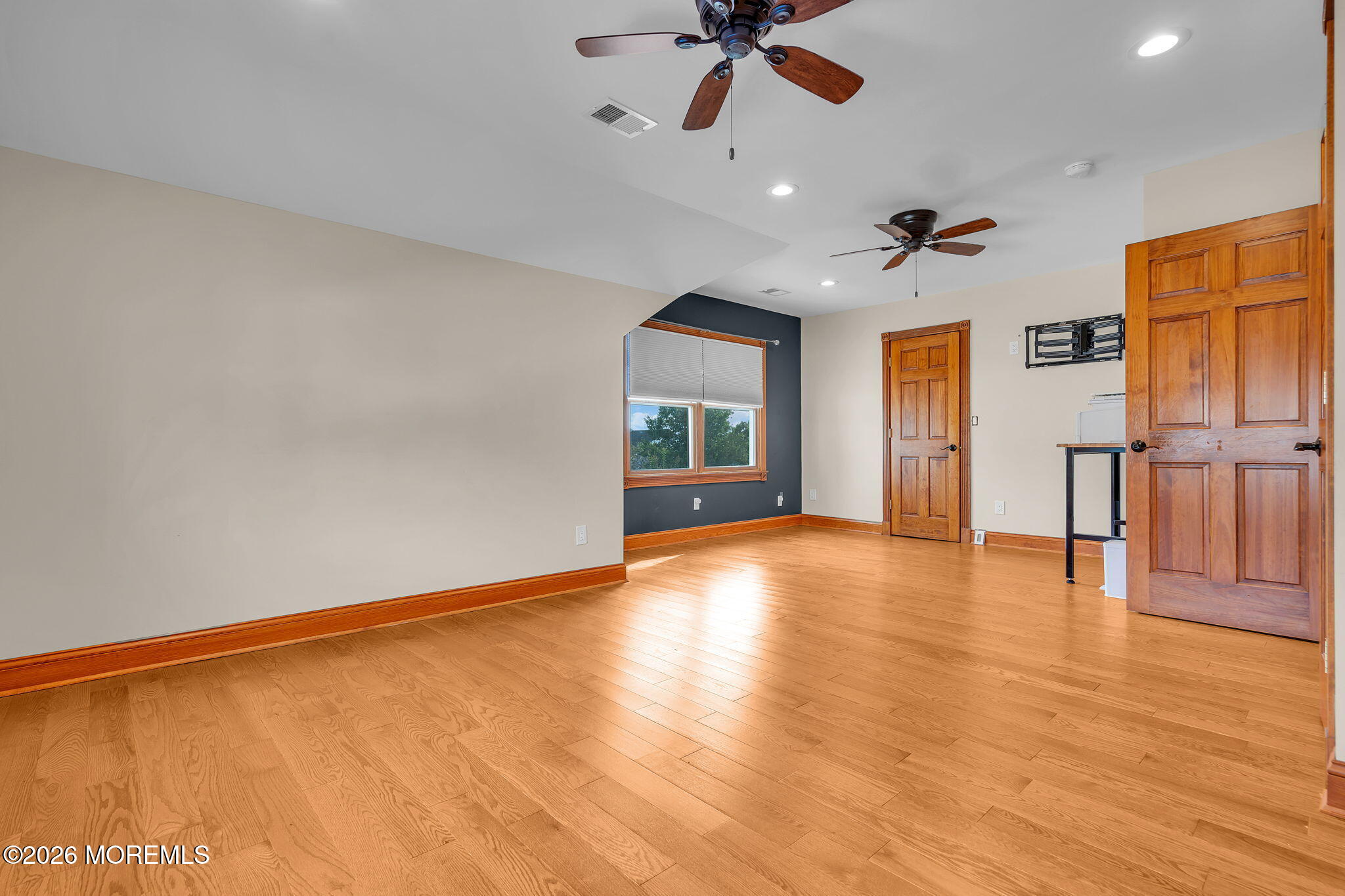 9 Yosemite Road Howell NJ 07731