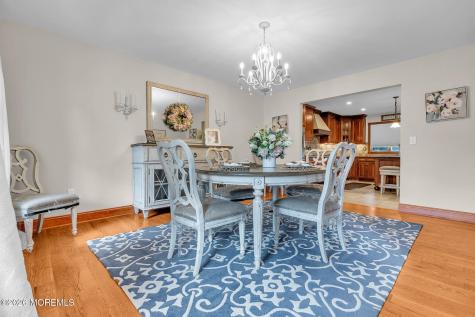 9 Yosemite Road Howell NJ 07731