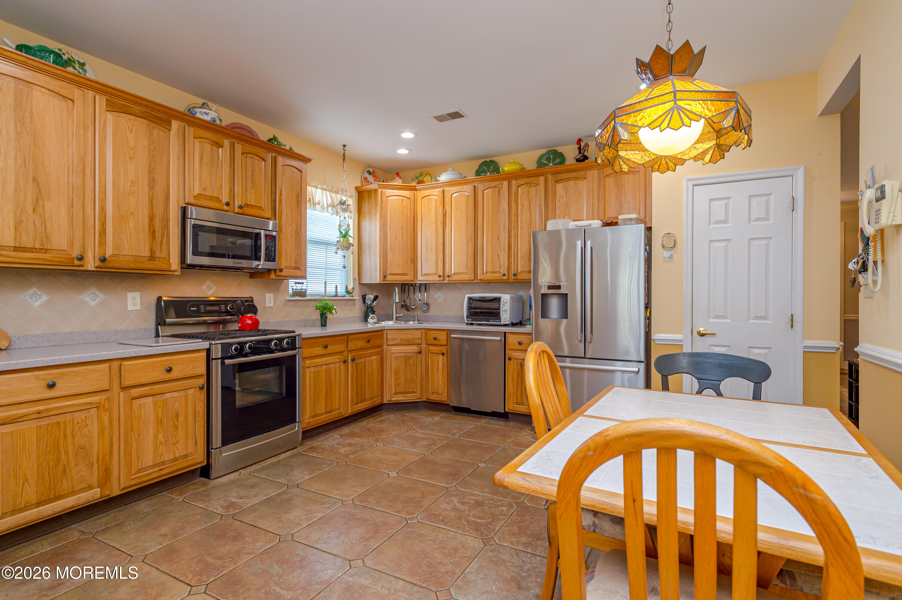 37 Pembrooke Way Smithville NJ 08205