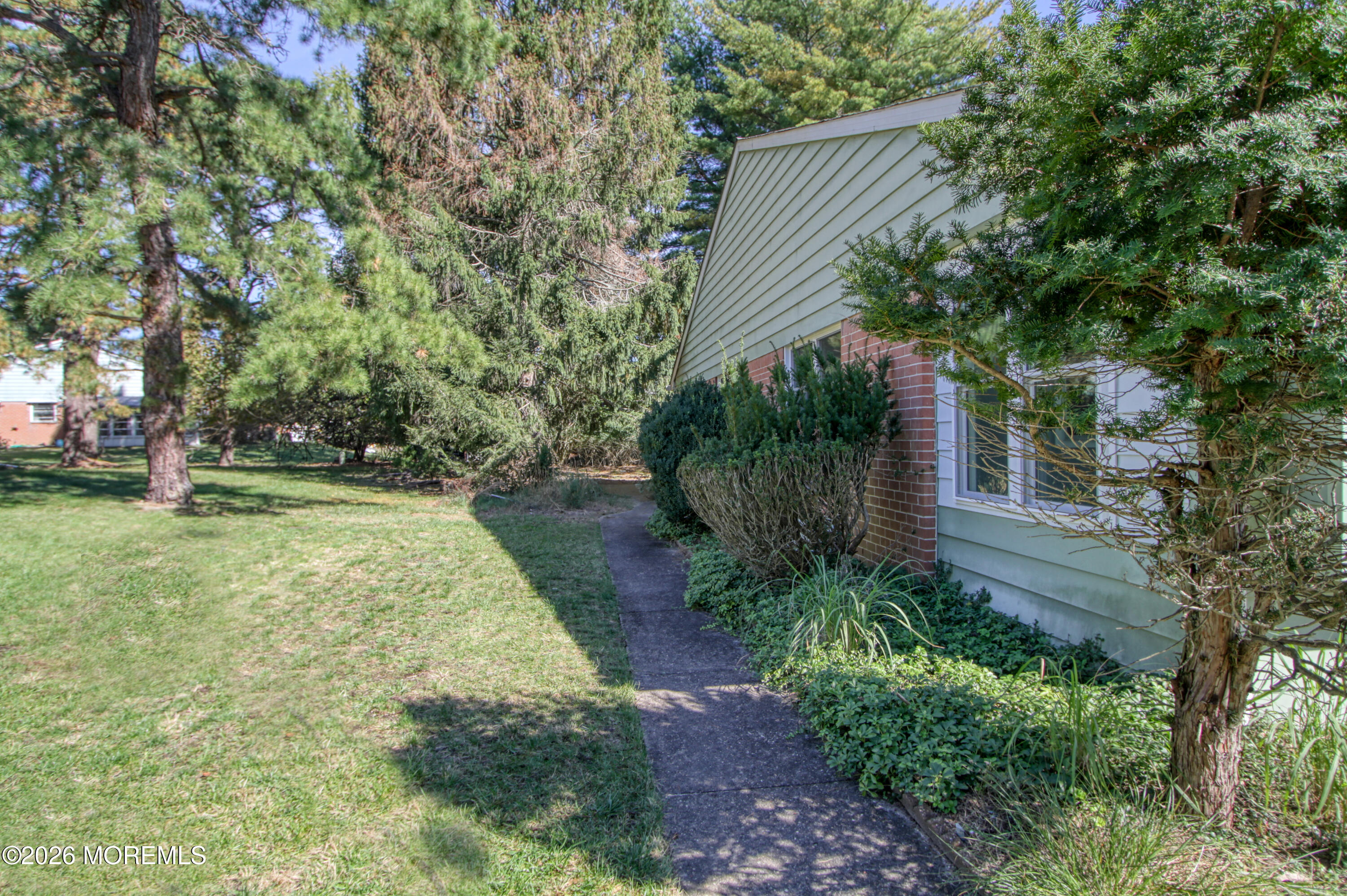 17 A Bennington Lane Whiting NJ 08759