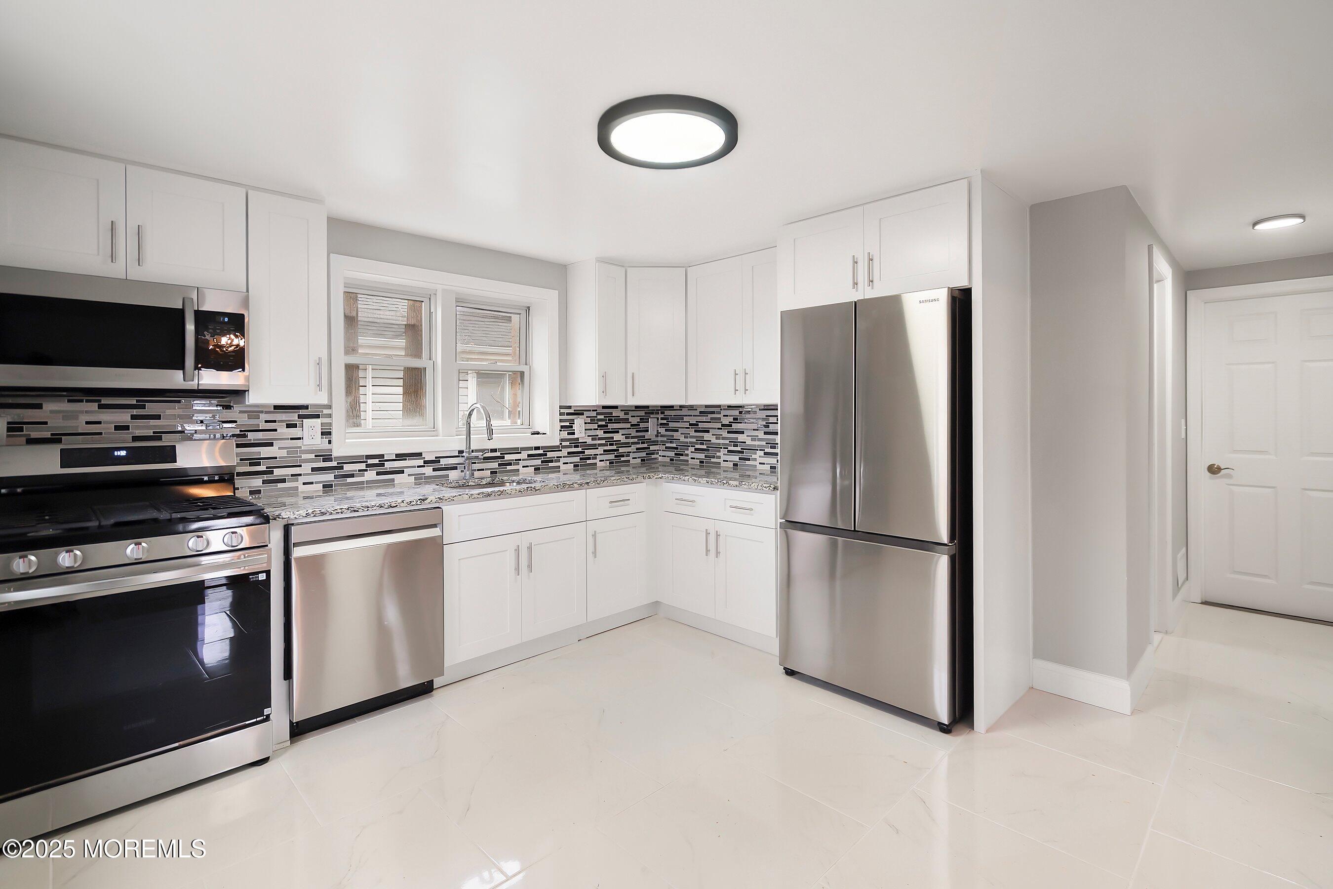 271 Barbara Place Aberdeen NJ 07747