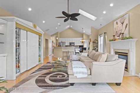 7 Donatello Drive Manchester NJ 08759