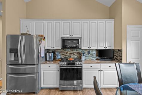 7 Donatello Drive Manchester NJ 08759