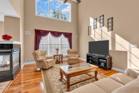 23 Hulsart Court Marlboro NJ 07746
