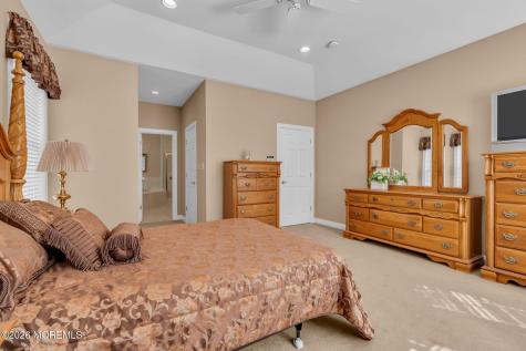 23 Hulsart Court Marlboro NJ 07746