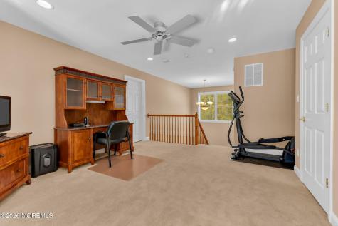 23 Hulsart Court Marlboro NJ 07746