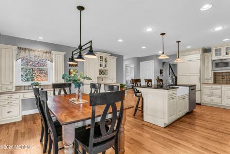 110 Augusta Drive Lincroft NJ 07738